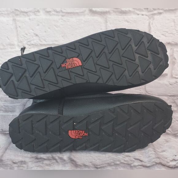 The North Face black puffer boots black size 7 women's - Picture 12 of 13